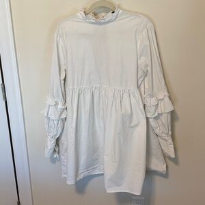 PrettyLittleThing Women’s White Baby Doll Smock with Ruffles Dress / Size 12
